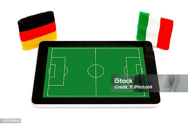 Fußball Events Auf Tablet Pc Stockfoto und mehr Bilder von Aktivitäten und Sport - Aktivitäten und Sport, Ausrüstung und Geräte, Berührungsbildschirm