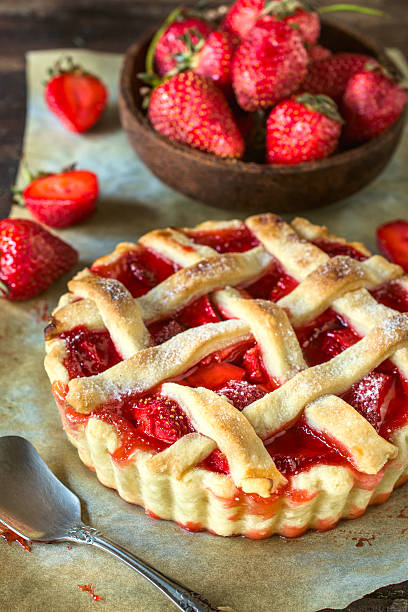 istock Baked tart cake 475713356