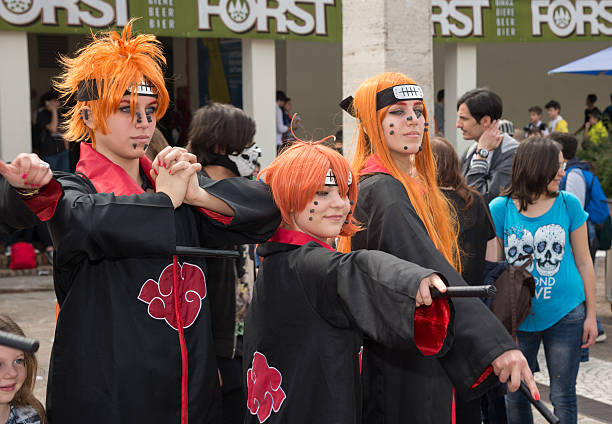 comicon 2015 públicos de evento - cosplay de anime fotografías e imágenes de stock