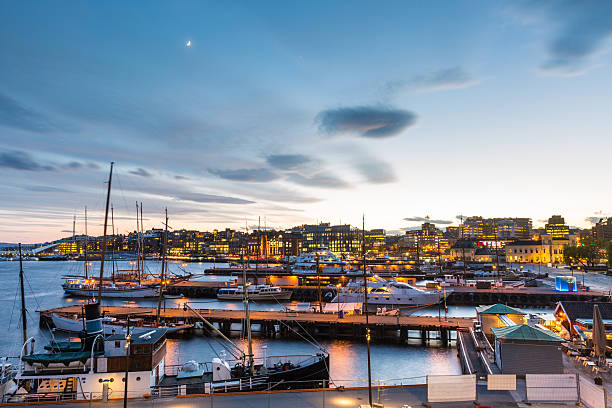 istock Oslo harbour with boats and yachts at twilight. 475748666