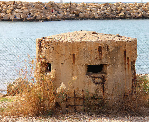 istock Old war bunker at the sea 475753313