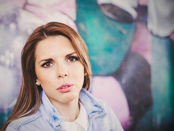 istock City girl 475763600