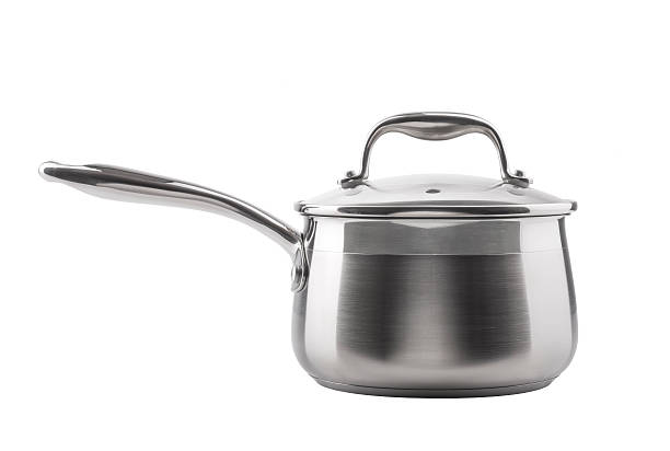 istock Stainless steel saucepan isolated on white background 475775398