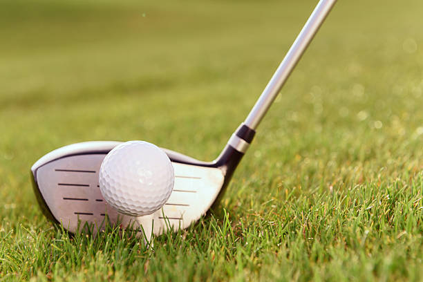 istock Golf club and ball on tee 475781468