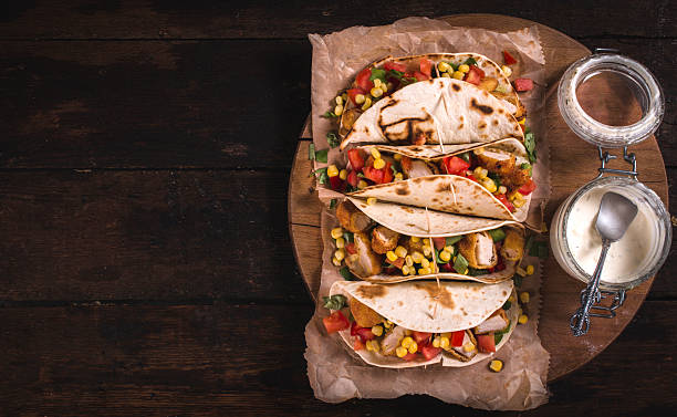 istock Tortilla sandwiches with fried chicken 475822958