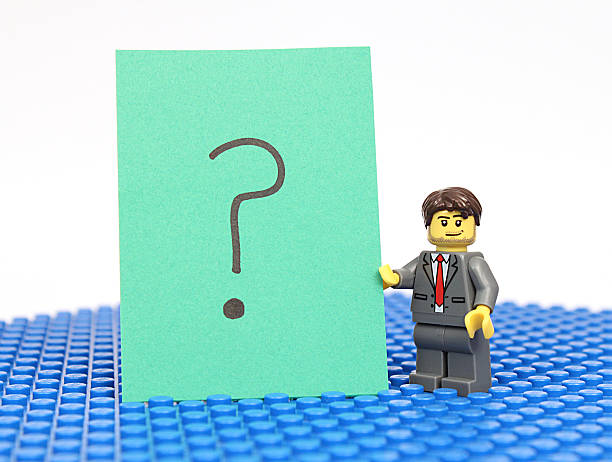pytanie - figurine small plastic businessman zdjęcia i obrazy z banku zdjęć