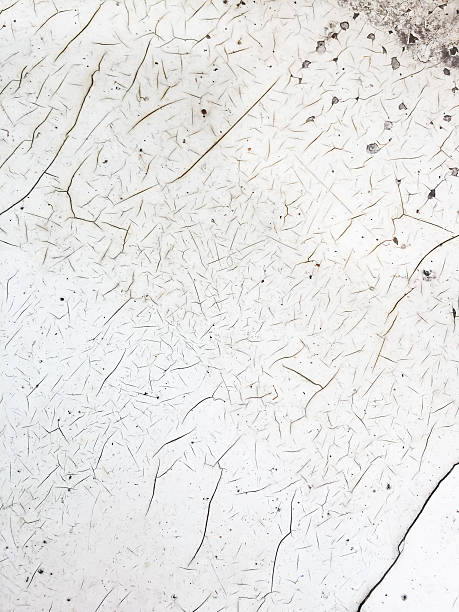 istock Grunge old crack plastic chair 475841458