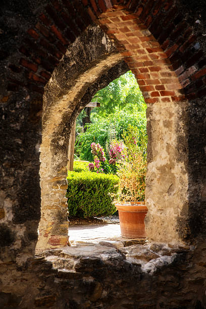istock The Gothic Arches of Texas 475856914