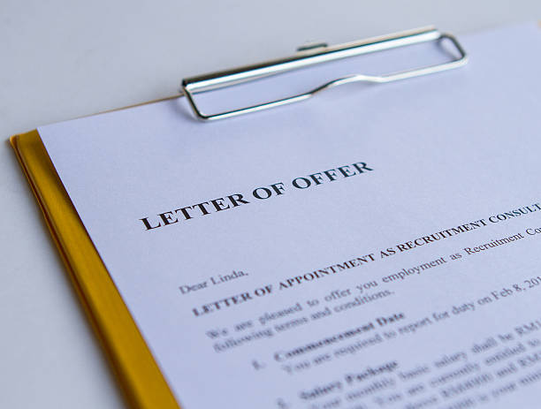 istock Letter of Offer 475858067