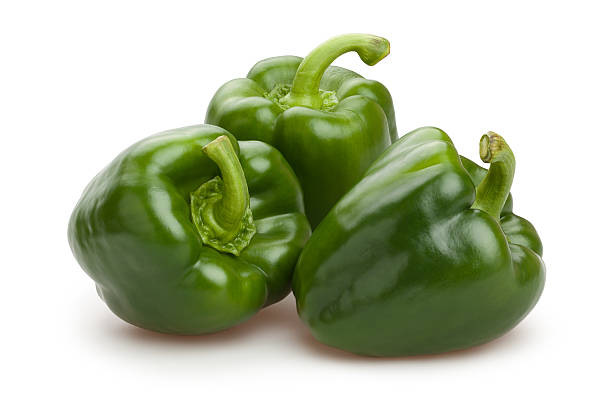 green bell pepper green bell pepper isolated green bell pepper stock pictures, royalty-free photos & images