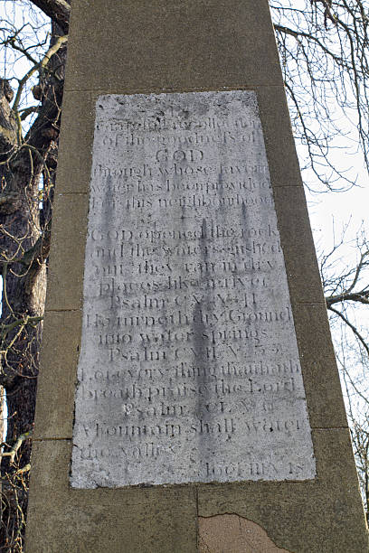 istock Obelisk gives thanks for water provision September 1822 England 475871657