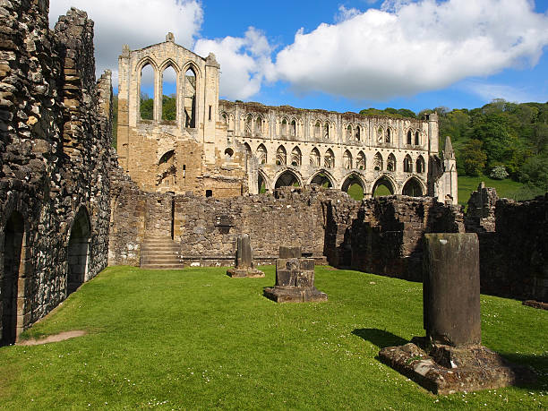 istock Ruins of Rievaulx Abbey, Yorkshire 475879214