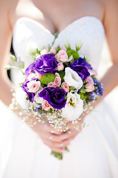 istock Wedding bouquet with roses and alstromeria 475917408