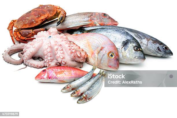 Meeresfrüchte Isoliert Auf Weißem Hintergrund Stockfoto und mehr Bilder von Fischhändler - Fischhändler, Abnehmen, Angeln