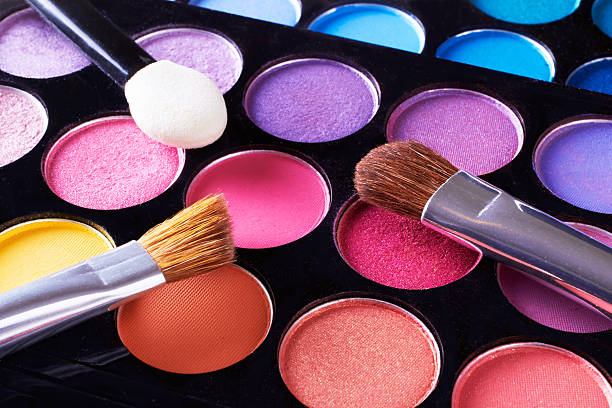 5,079 Professional Makeup Kits Stock Photos, Pictures & Royalty-Free Images  - iStock