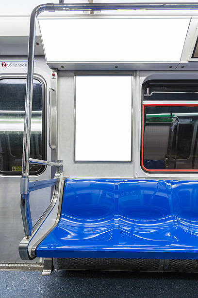 cartelera en el metro carrito. - subway train fotografías e imágenes de stock