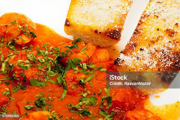 새우요 빨간색 토마토 소스 마늘 화이트 식빵 건강한 식생활에 대한 스톡 사진 및 기타 이미지 - 건강한 식생활, 고기, 그릇