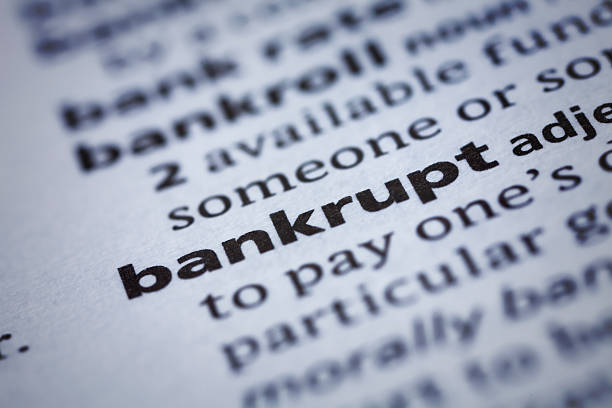 istock Dictionary word close-up of Bankrupt 475961594