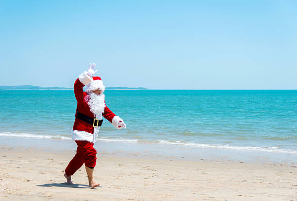 istock Santa claus on vacation 475974156