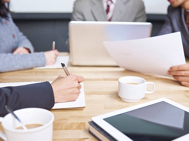 istock business review 475974287