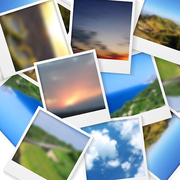 istock Polaroid photos abstract background 475975750