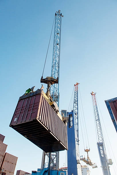 istock Shipping of containers 475975786