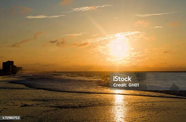ビーチの朝日 - アメリカ南部のストックフォトや画像を多数ご用意 - アメリカ南部, アメリカ東部, サウスカロライナ州