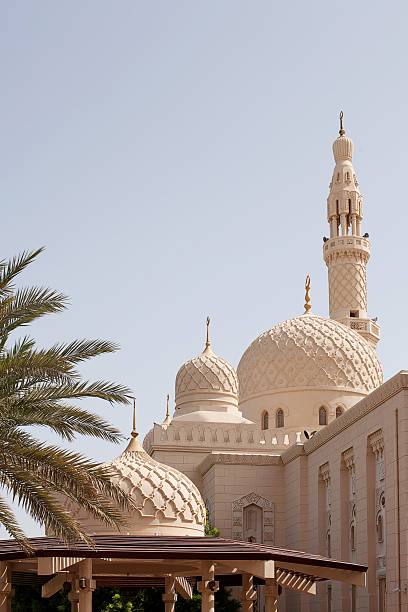 mesquita de jumeirah, dubai - jumeirah mosque - fotografias e filmes do acervo