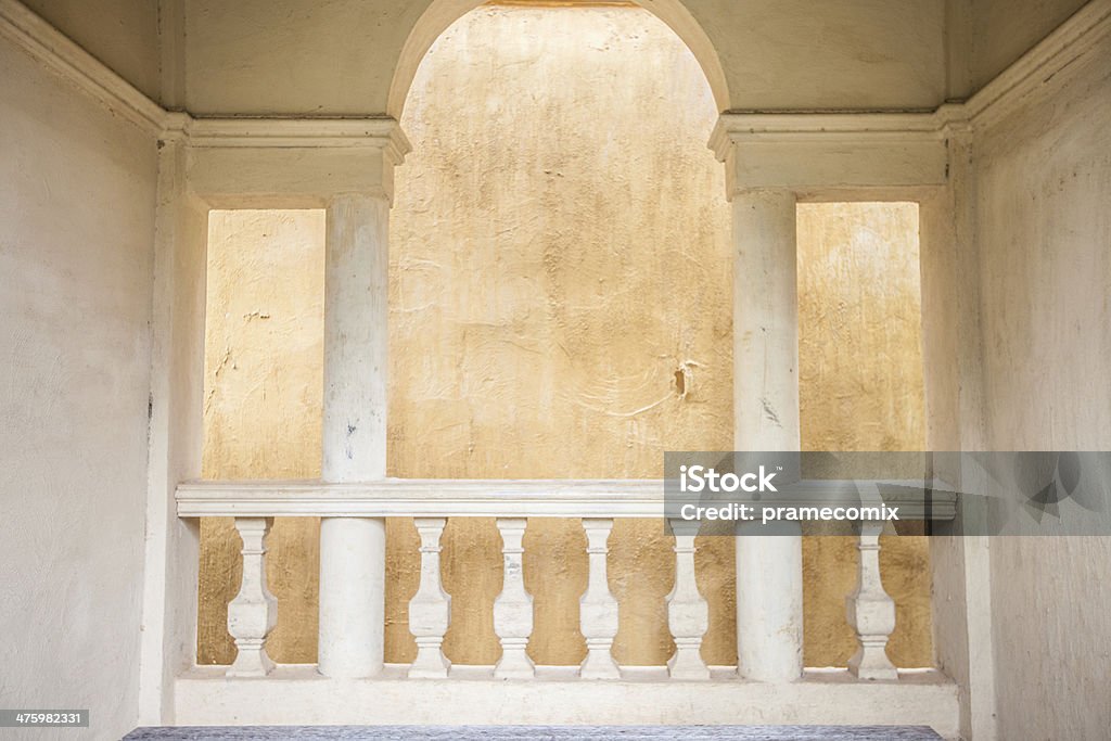 Antigua ventana) - Foto de stock de Antiguo libre de derechos