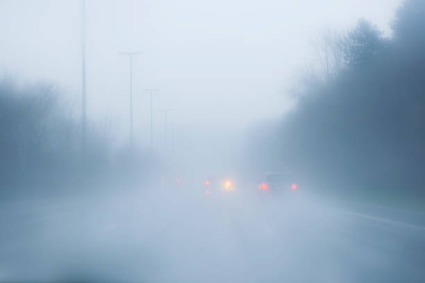шоссе с туман - road autumn highway rain стоковые фото и изображения