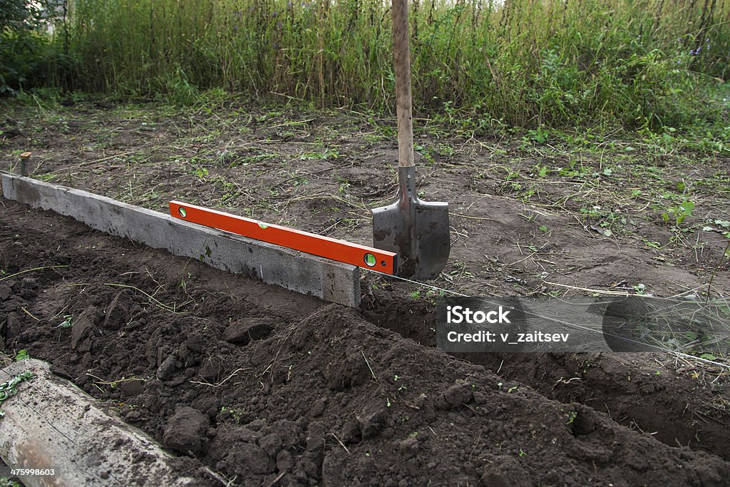 Excavación trabajo en la granja - Foto de stock de Agricultura libre de derechos