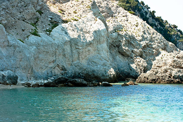 istock Kefalonia sea 476010032