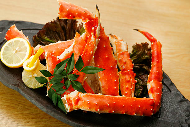 king crab king crab snow crab photos stock pictures, royalty-free photos & images