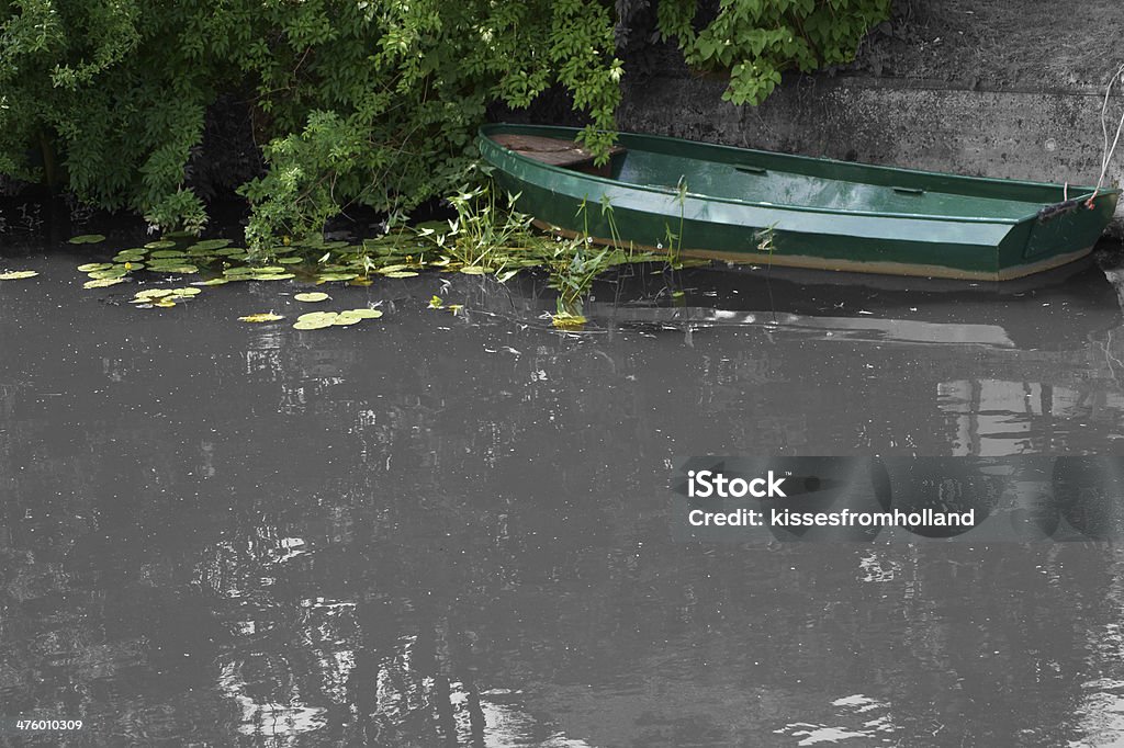 Verde barco a remos com espaço para texto - Royalty-free Agosto Foto de stock