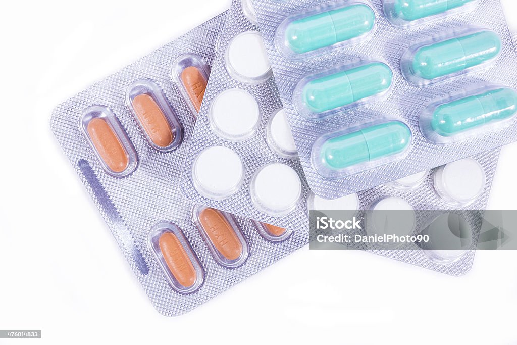 Diferentes pastillas - Foto de stock de Asistencia sanitaria y medicina libre de derechos