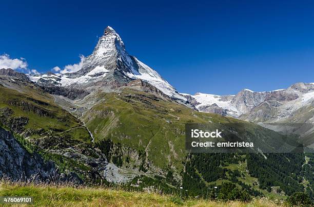 Monte Cervino Svizzera - Fotografie stock e altre immagini di Alpi - Alpi, Alpi svizzere, Alpinismo