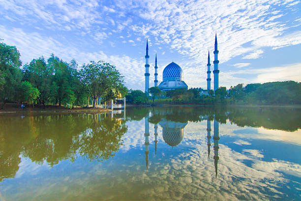 istock Shah Alam Mosque Malaysia 476079437