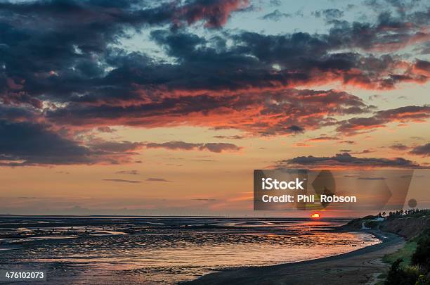 Sonnenuntergang Über Den Dee Mündung Stockfoto und mehr Bilder von Strand - Strand, The Wirral, Dramatischer Himmel