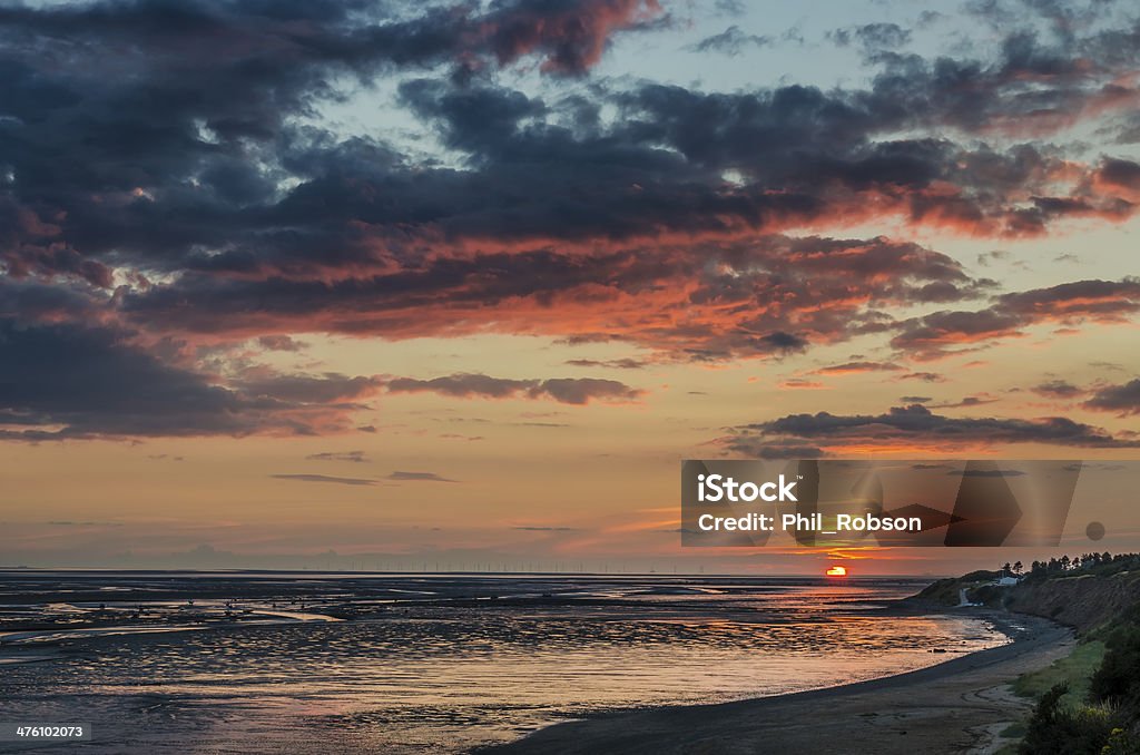 Tramonto sull'estuario Dee - Foto stock royalty-free di Spiaggia