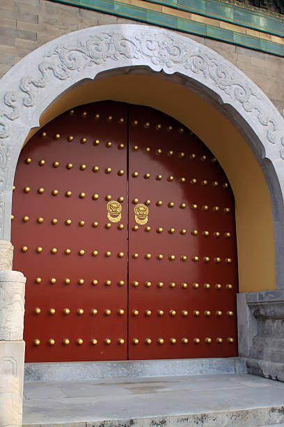 istock doornail and door knockers 476109393