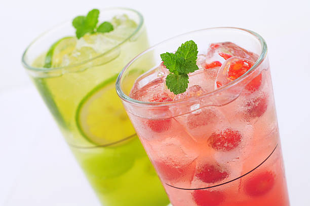 istock Two cups of soda water 476118450