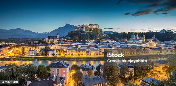 Historische Stadt Salzburg In Der Dämmerung Bundesland Salzburg Österreich Stockfoto und mehr Bilder von Salzburg