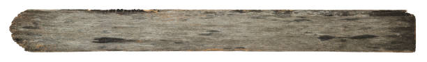 vieux texture de planche de bois isolé sur fond blanc. - driftwood wood textured isolated photos et images de collection