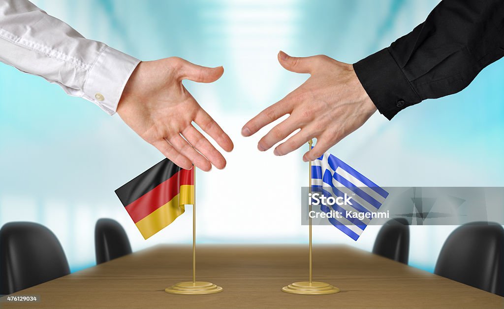 Deutschland, Griechenland Diplomaten in der Sie sich auf ein Angebot - Lizenzfrei 2015 Stock-Foto