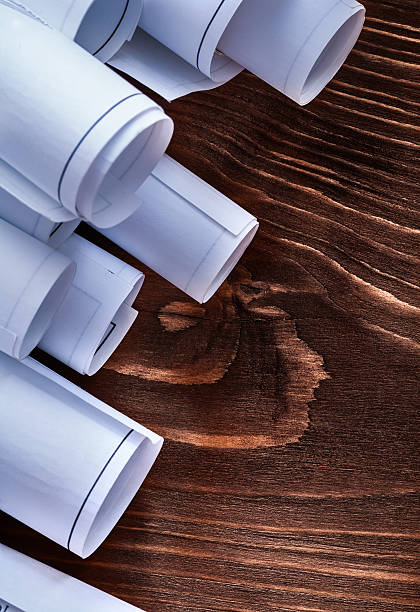 блинчики планы строительства на винтаж деревянная доска mainten сосны - piny стоковые фото и изображения