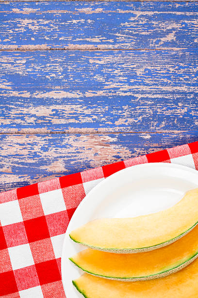 夏のメロン - picnic watermelon tablecloth picnic table ストックフォトと画像
