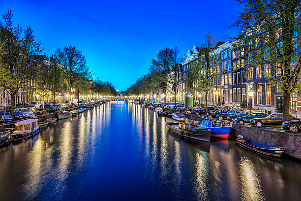 istock Amsterdam City Scene Water Canal at Night 476173387