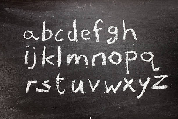 칠판 알파벳 - alphabetical order alphabet abc chalk 뉴스 사진 이미지