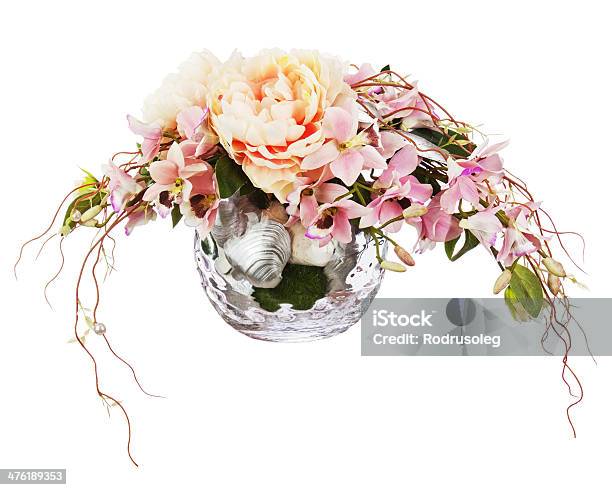 Bouquet Di Fiori E Orchidee Peon - Fotografie stock e altre immagini di Bianco - Bianco, Bouquet, Capolino