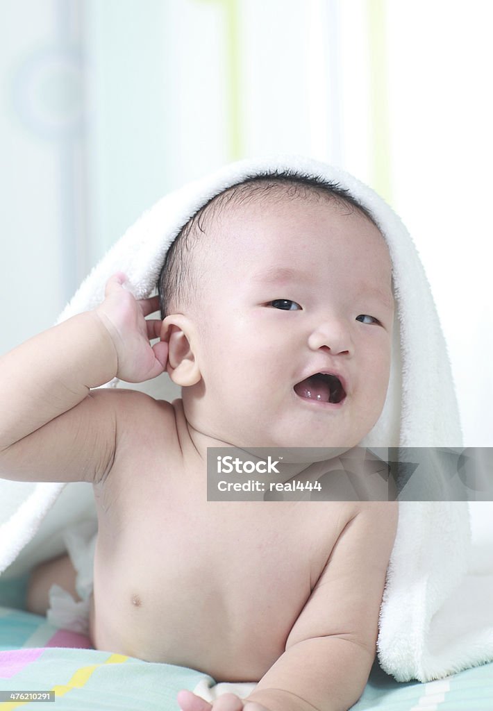 Adorable bébé asiatique - Photo de 2-5 mois libre de droits